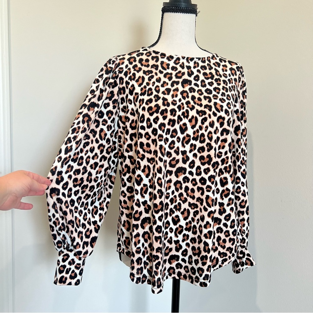 NWOT Puff Sleeve Cheetah Print Mob Wife, Animal Print Boxy Swing Blouse Boutique